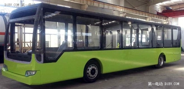 復合材料電動大巴車身